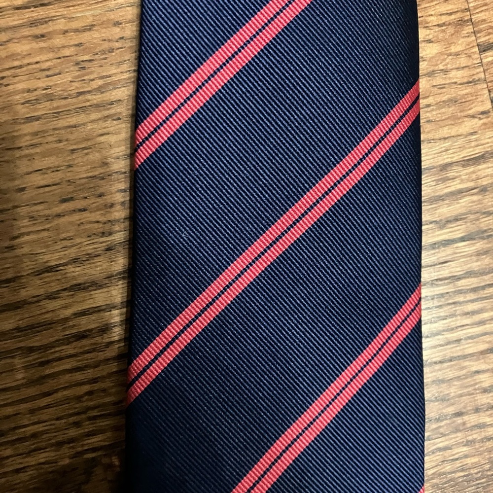 Charles Tyrwhitt pink blue tie